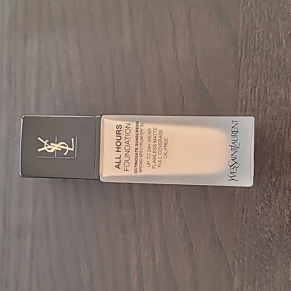 YSL All Hours Foundation B30 Almond